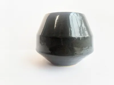 Obsidian Glaze Basin Vase