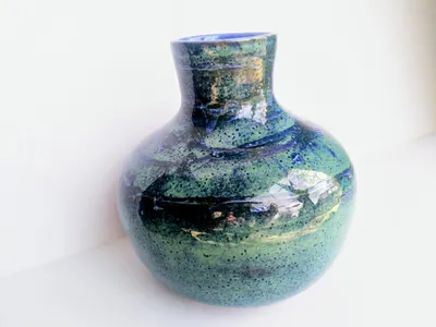Lakebed Vase in Submerged Grove