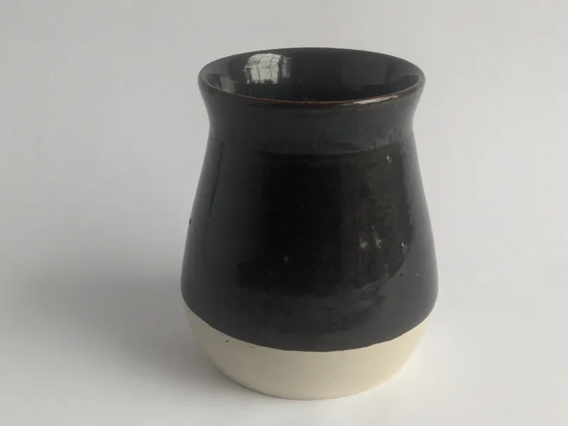 Obsidian Shadow Stout Utility Form Vase