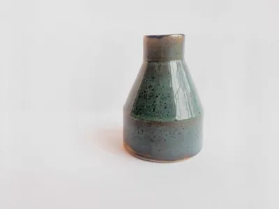 Deep Forest Summit Vase