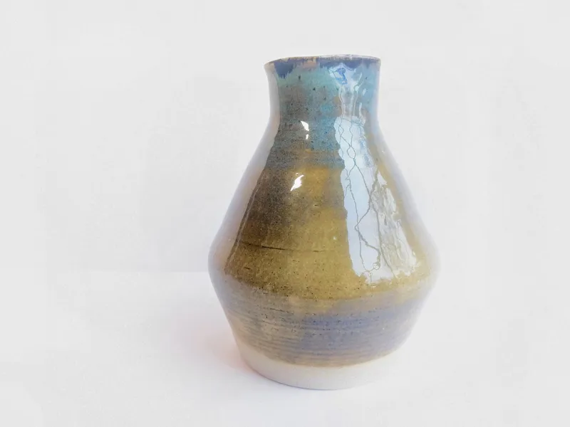 Mountain Stream Summit Vase